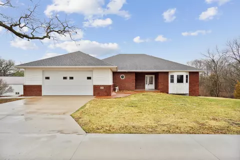 2265 Quasqueton Diagonal Blvd, Independence, IA 50644