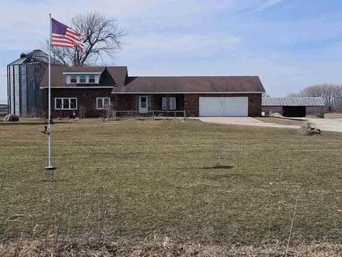 27229 Martin Ave, Parkersburg, IA 50665