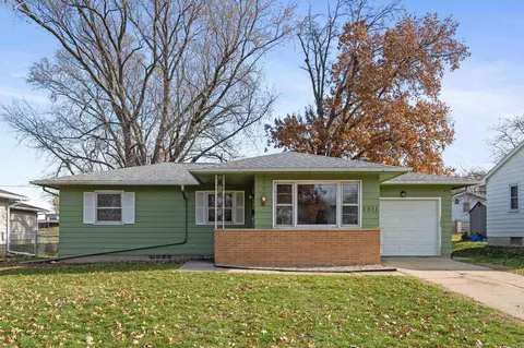 1511 Lyon Ave, Waterloo, IA 50702