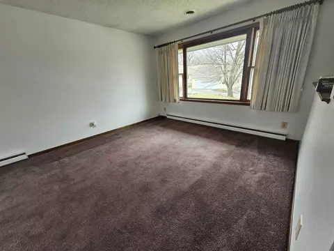 149 Vera Dr, Waterloo, IA 50701 photo 8