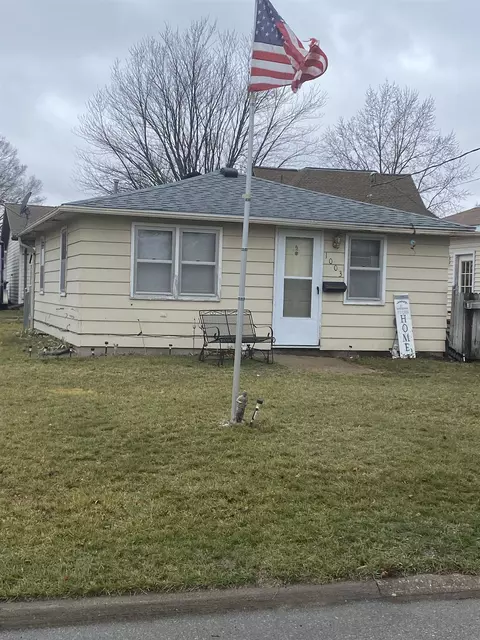 1003 Benton St, La Porte City, IA 50651