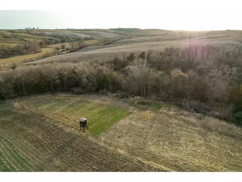 Oak Road, Greeley, IA 52050