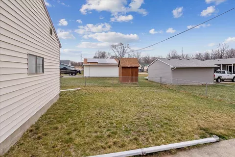1445 Robin Rd, Waterloo, IA 50701 photo 19