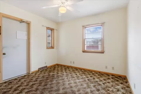 1445 Robin Rd, Waterloo, IA 50701 photo 9