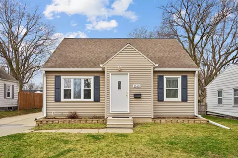 1140 Amherst Ave, Waterloo, IA 50702