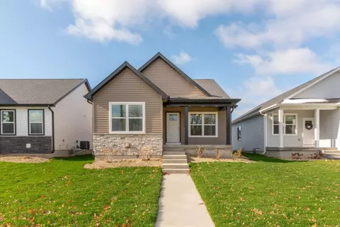 117 Axlewood Dr, Waterloo, IA 50701