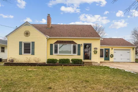 410 E Mitchell Ave, Waterloo, IA 50701