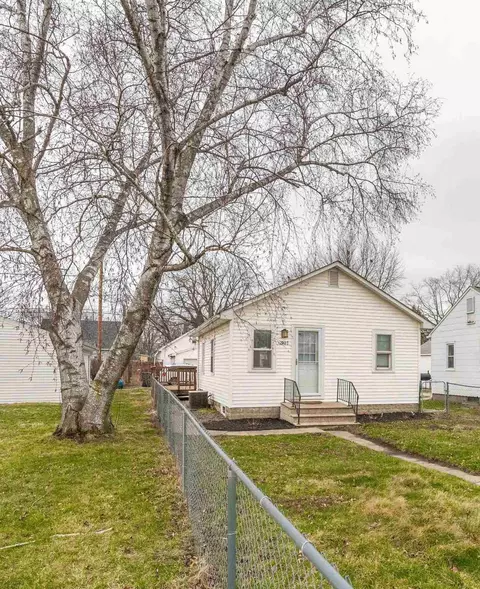 1907 Falls Ave, Waterloo, IA 50701