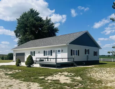 21995 310 Th St, Parkersburg, IA 50665