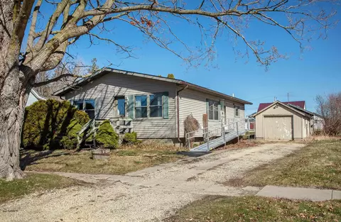 404 SW 2nd Ave, Tripoli, IA 50676