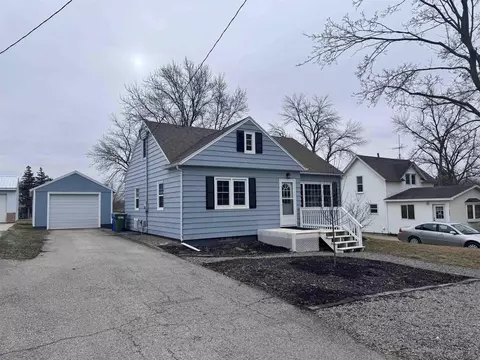 359 Willard St, Lime Springs, IA 52155