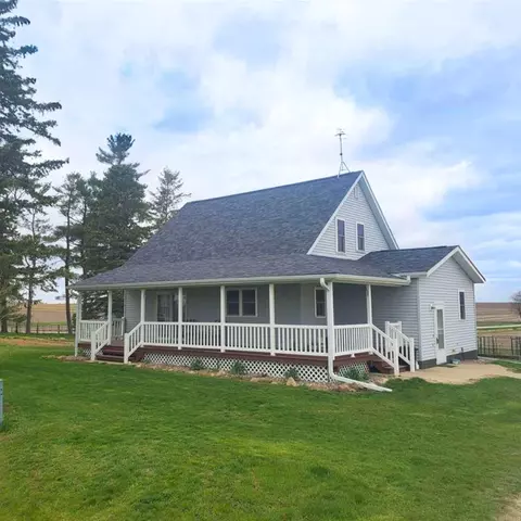 1705 110th St, Plainfield, IA 50666