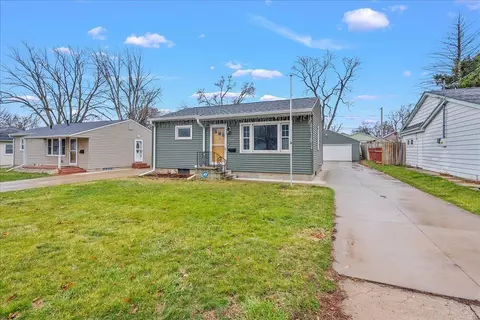 1620 Easton Ave, Waterloo, IA 50702