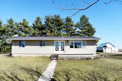 1870 465th St, Saint Ansgar, IA 50472
