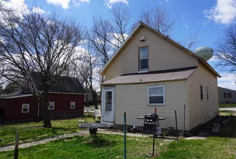 1425 11th St, Eldora, IA 50627 photo 3
