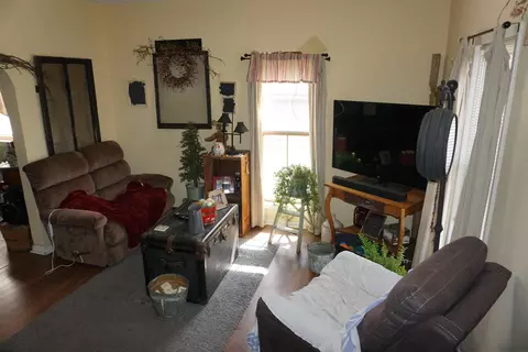 1425 11th St, Eldora, IA 50627 photo 4