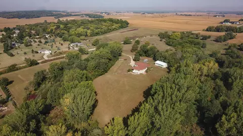 32258 Vail Ave, New Hartford, IA 50660