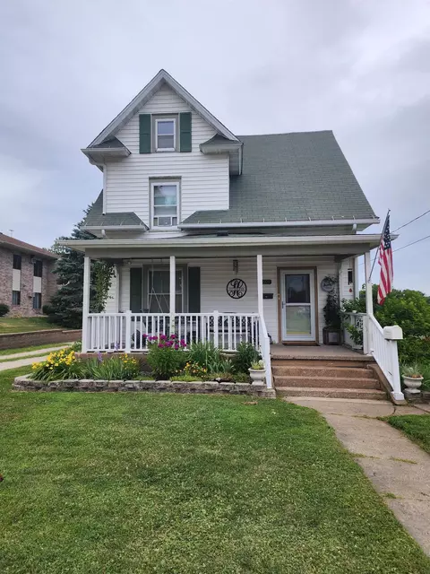 601 NW 3rd Ave, Waukon, IA 52172