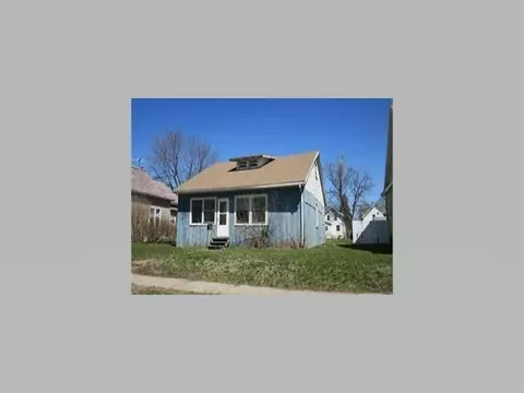 538 Riehl St, Waterloo, IA 50703