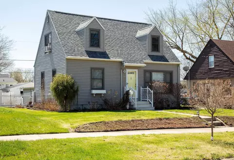 1170 Bourland Ave, Waterloo, IA 50702