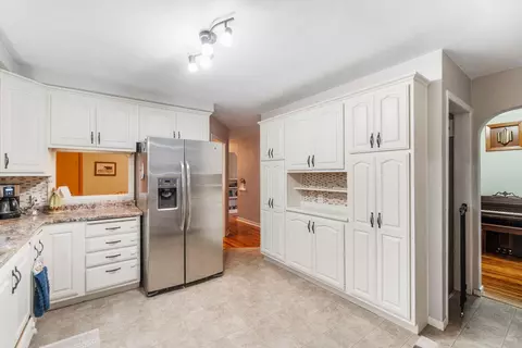 3021 Alameda St, Cedar Falls, IA 50613 photo 4