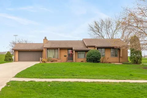 1204 Wemple St, Parkersburg, IA 50665