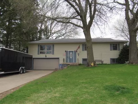 150 El Camino Real, Monticello, IA 52310