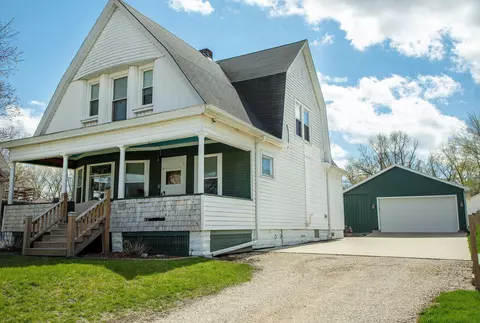 112 W Prospect St, Shell Rock, IA 50670