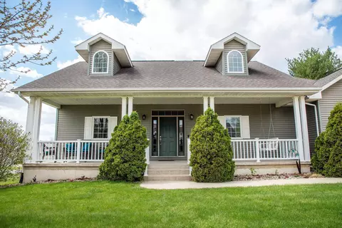 1303 NW 13th St, Waverly, IA 50677