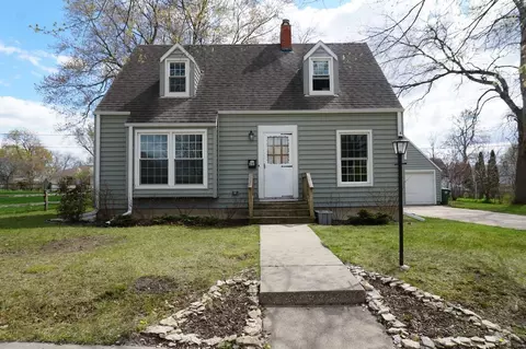 610 2nd Ave, Charles City, IA 50616