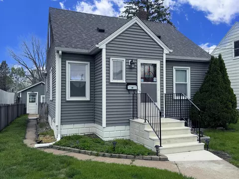 815 Williston Ave, Waterloo, IA 50702