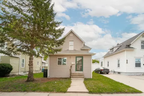 832 Williston Ave, Waterloo, IA 50702