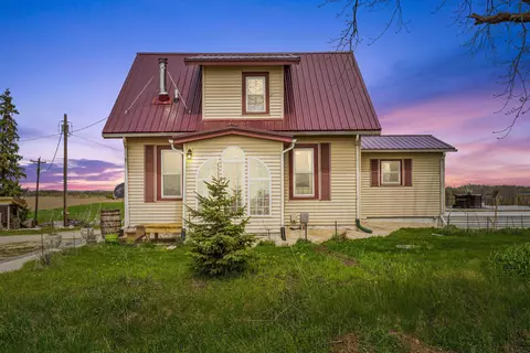 10061 Hwy 56 Hwy, Elgin, IA 52141