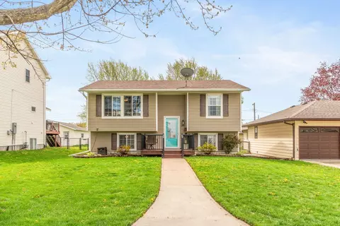 245 W Monroe St, Dike, IA 50624