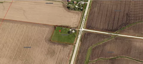 1701 Slater Ave, Winthrop, IA 50682