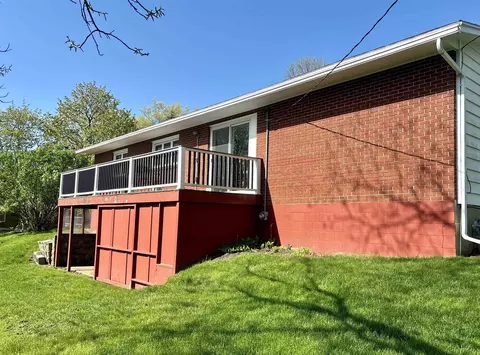 404 Pleasant Hill Dr, Decorah, IA 52101 photo 18