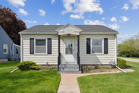 1859 Hawthorne Ave, Waterloo, IA 50702