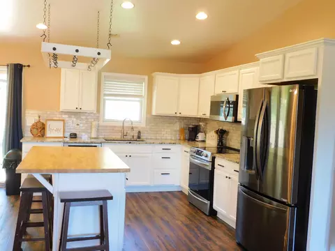 2109 Bald Eagle Ct, Dubuque, IA 52001 photo 8