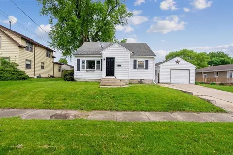 315 I Ave, Grundy Center, IA 50638