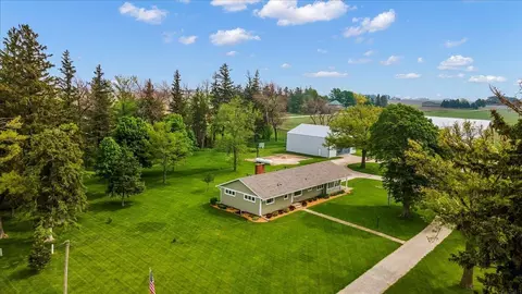 31102 J Ave, Beaman, IA 50609