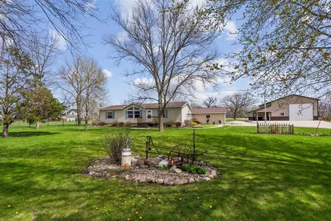 3084 110th Ave, Ryan, IA 52330