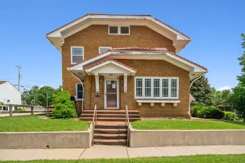 205 N Frederick Ave, Oelwein, IA 50662