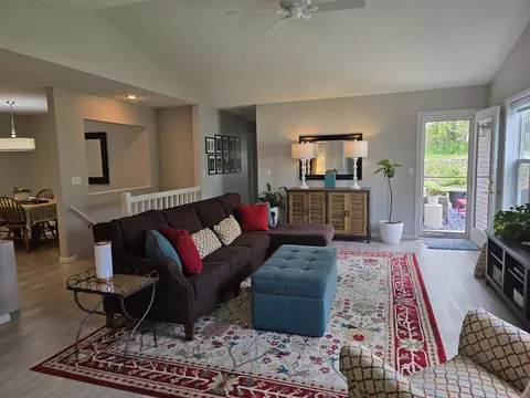 211 Painter St #2, Decorah, IA 52101 photo 5