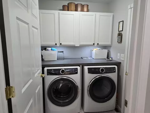 211 Painter St #2, Decorah, IA 52101 photo 10