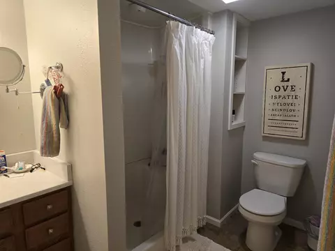 211 Painter St #2, Decorah, IA 52101 photo 21