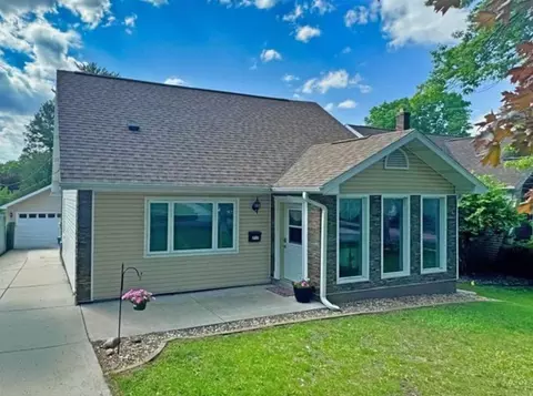 217 Maryland Ave, Waterloo, IA 50701