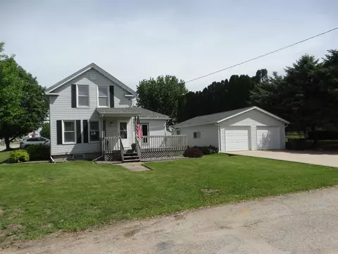 307 SW 2nd Ave, Waukon, IA 52172