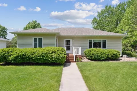 1200 Prospect Blvd, Waterloo, IA 50701