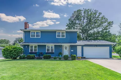 704 Cataract Ave, Waterloo, IA 50702