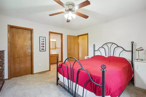 155 S 175 S 3rd St, Maynard, IA 50655 photo 14